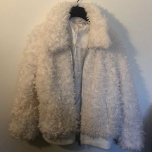Faux shearling jacket white size 4